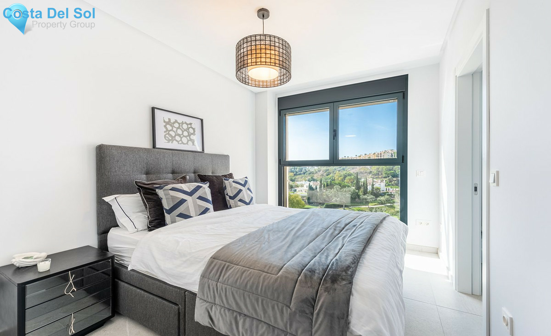 Middle Floor Apartment in La Quinta-1529396