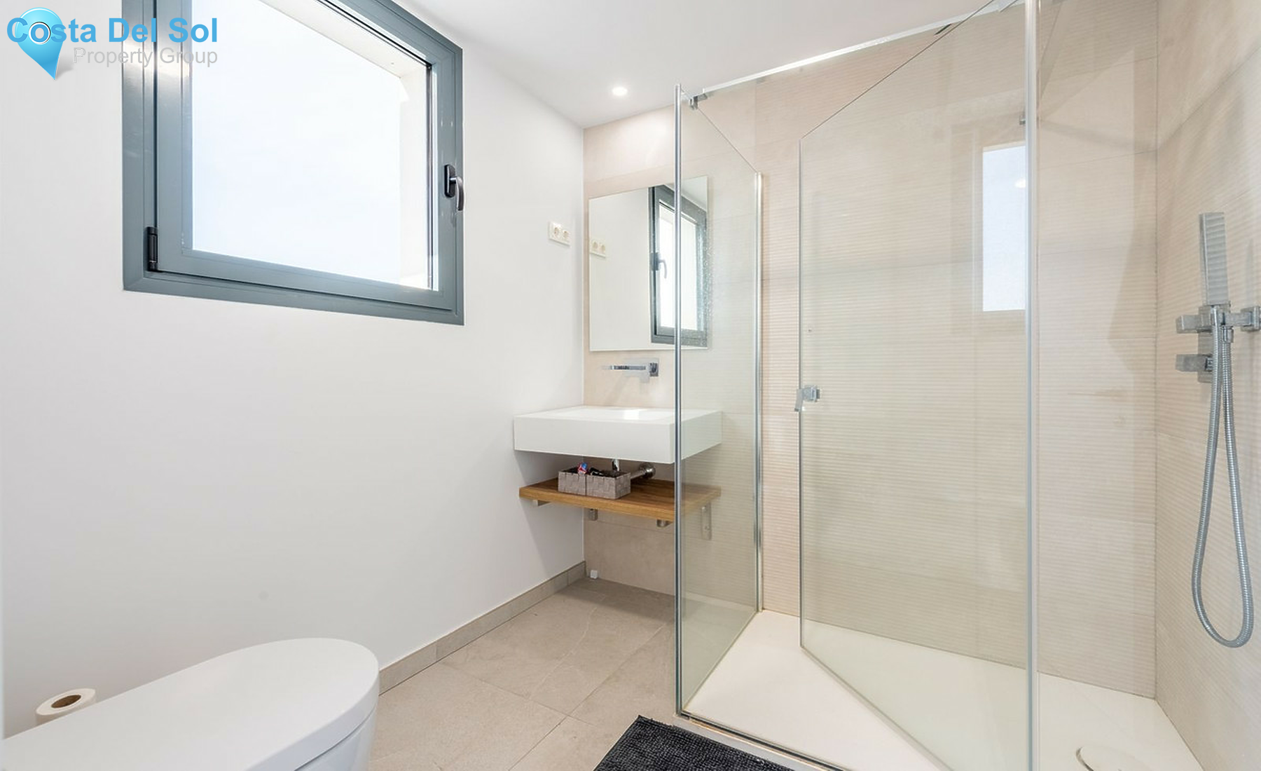 Middle Floor Apartment in La Quinta-1529397