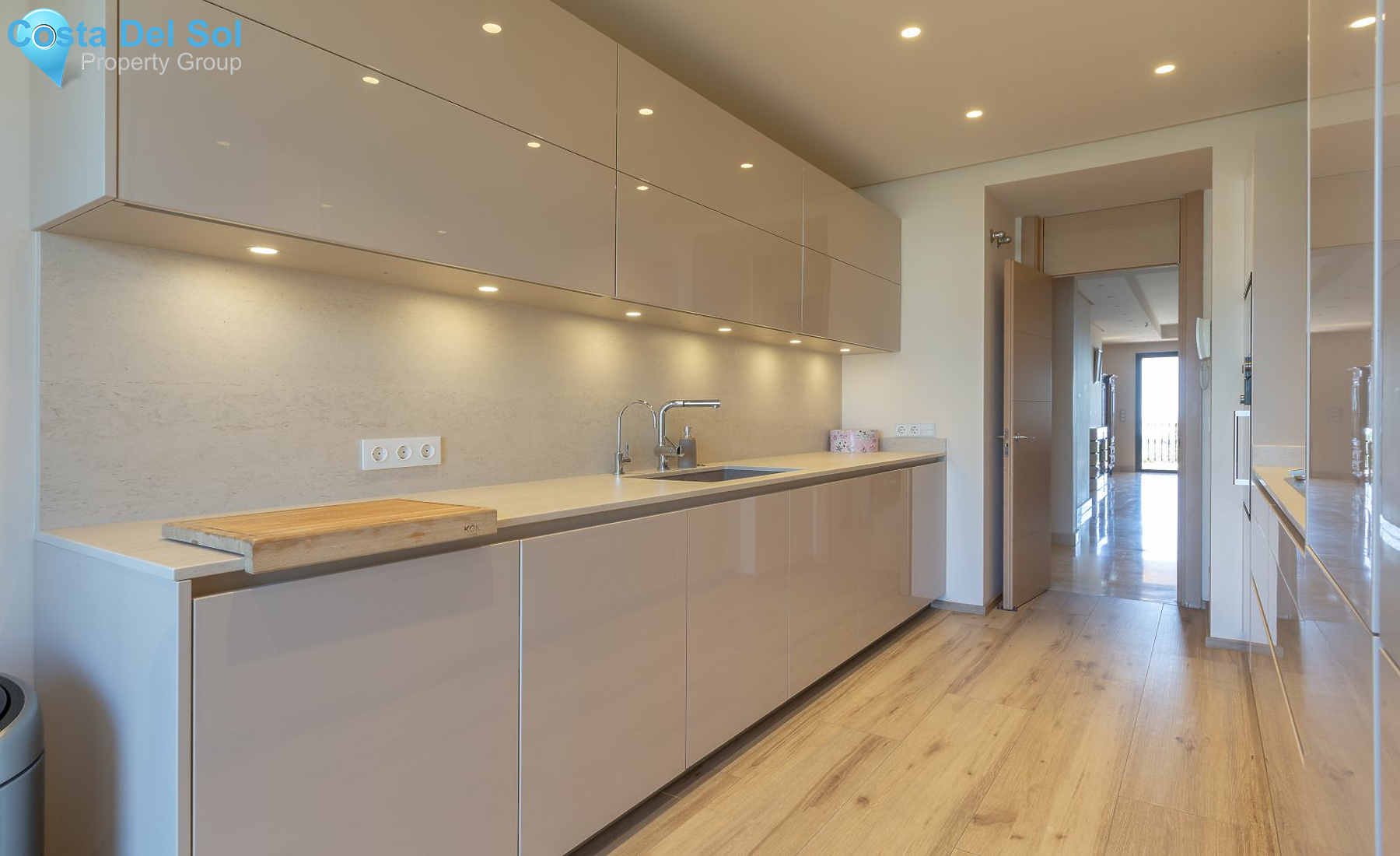 Middle Floor Apartment in La Quinta-1198772