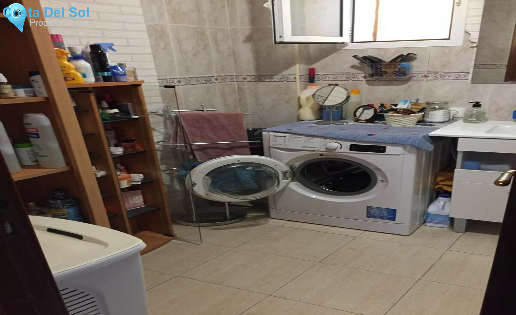 Middle Floor Apartment in Las Lagunas-1250439