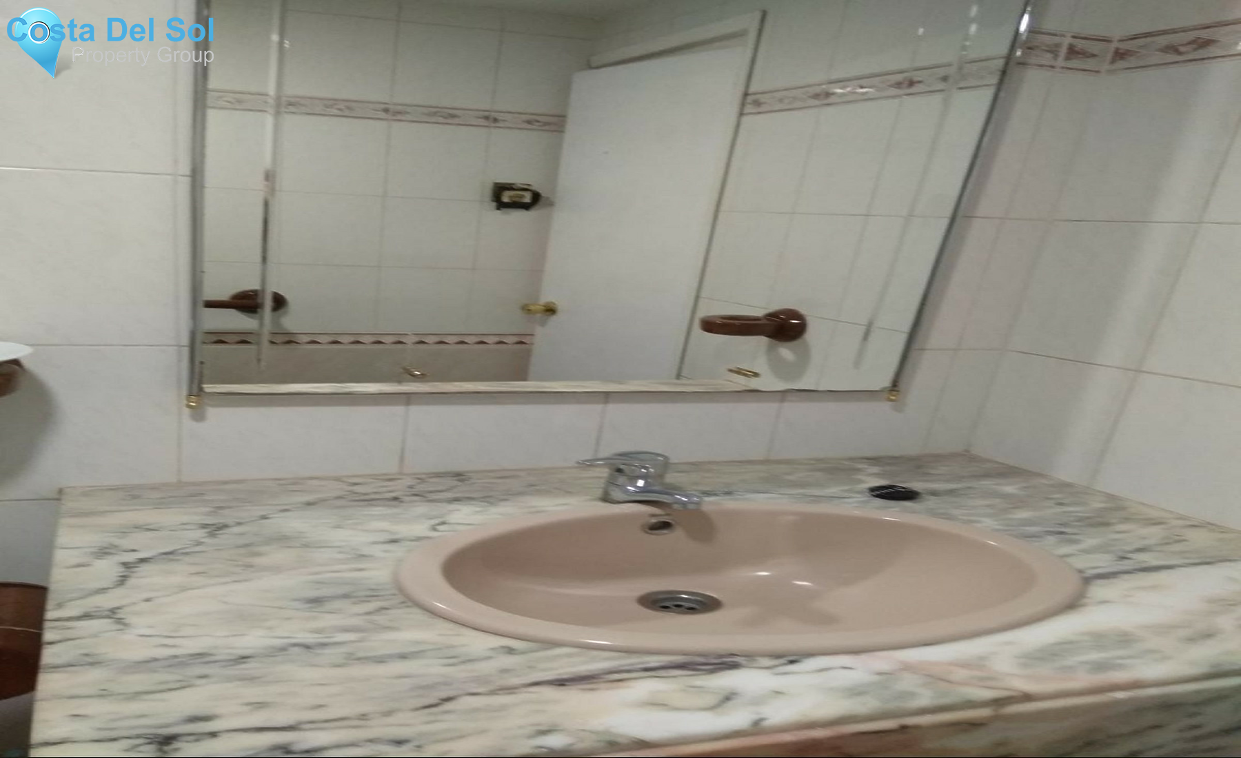 Middle Floor Apartment in Las Lagunas