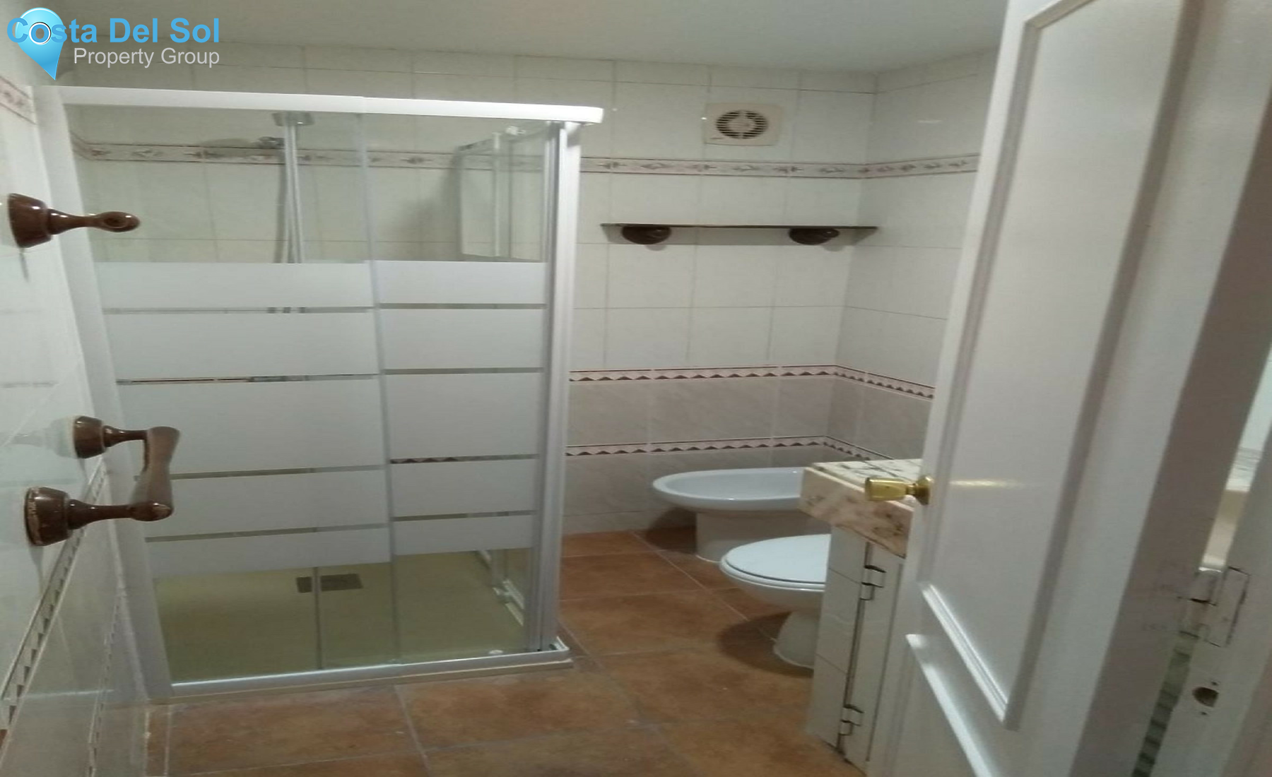 Middle Floor Apartment in Las Lagunas-1294696