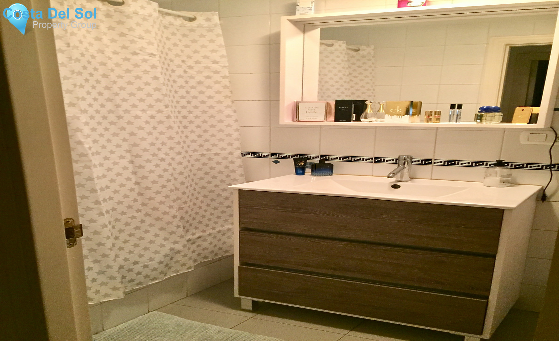 Middle Floor Apartment in Las Lagunas-1356228