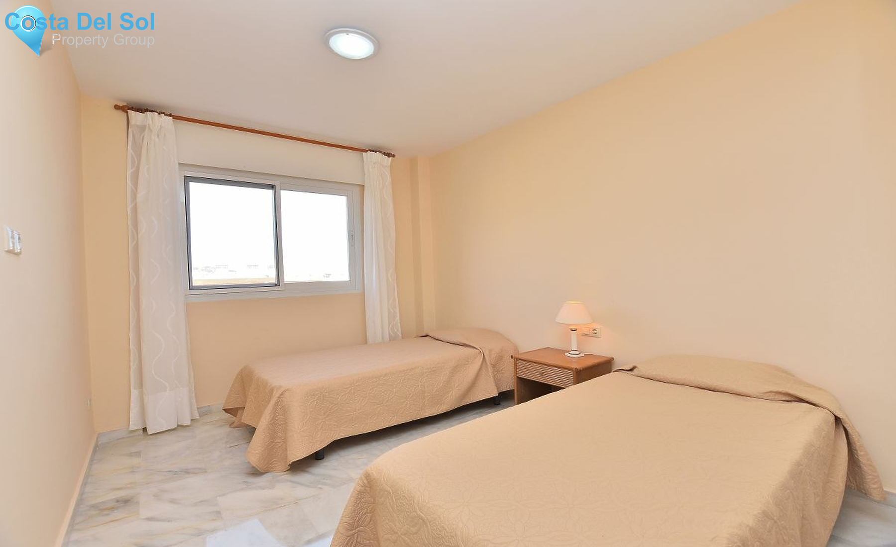 Middle Floor Apartment in Las Lagunas-1127986