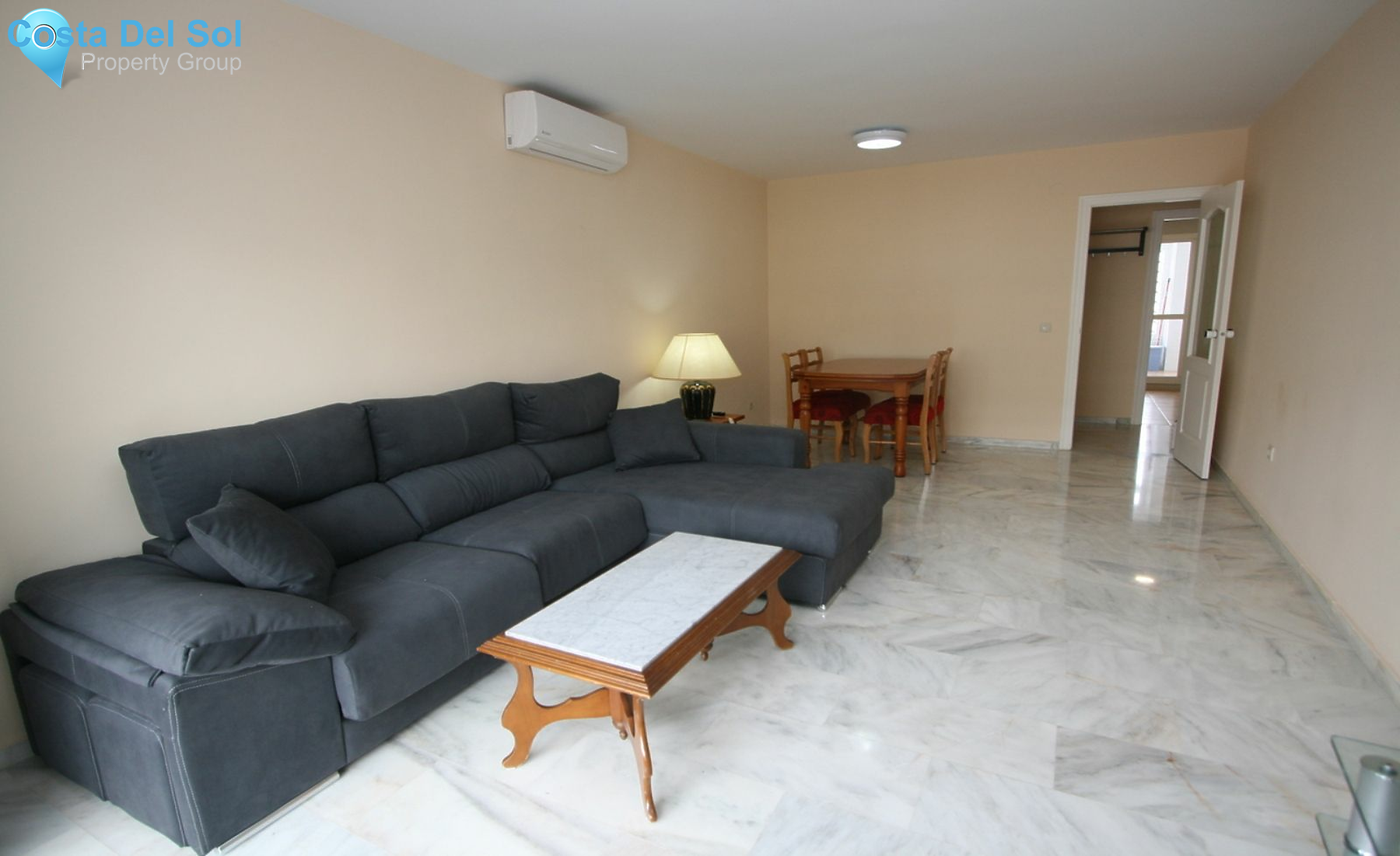 Middle Floor Apartment in Las Lagunas-1143027