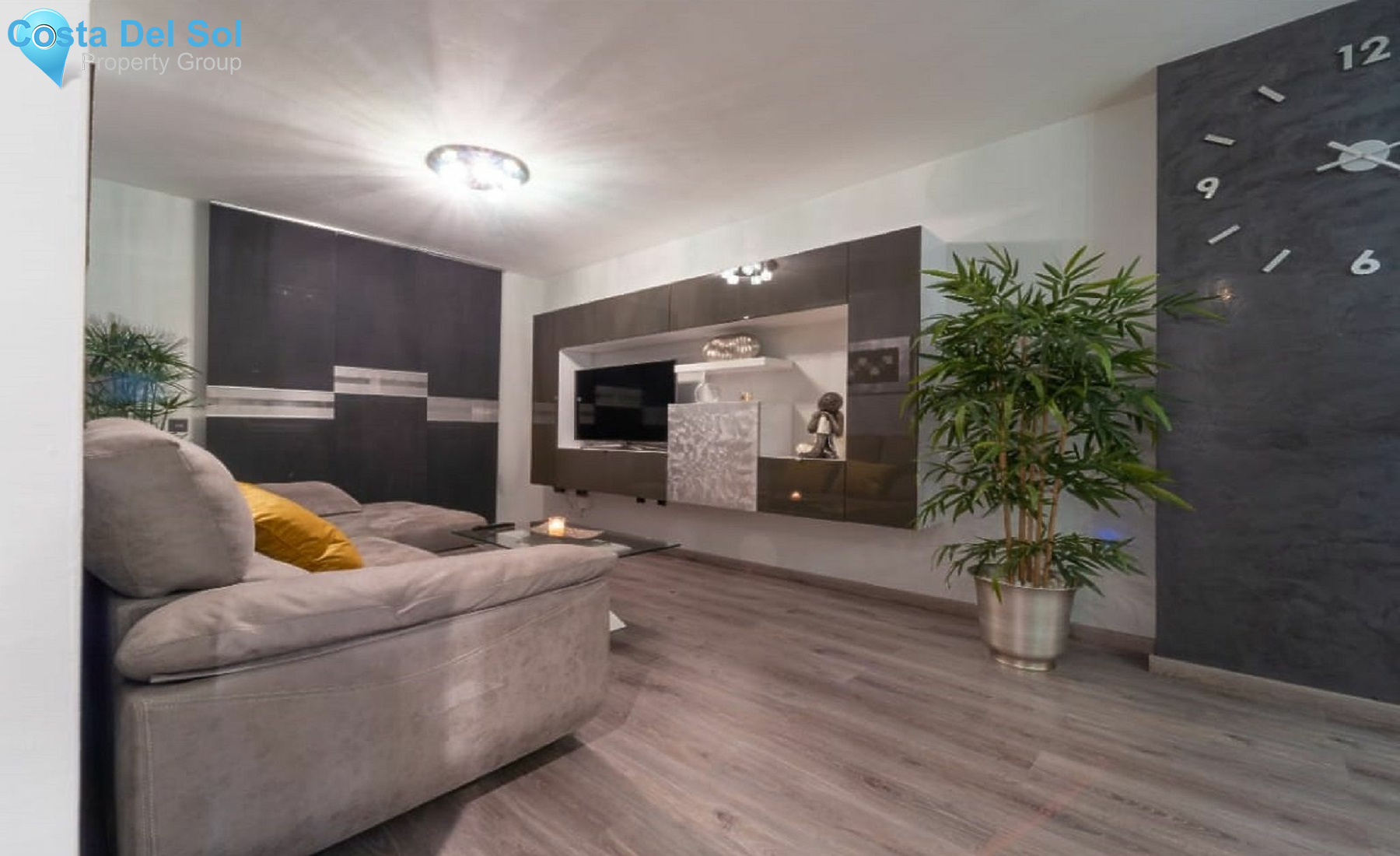 Middle Floor Apartment in Las Lagunas