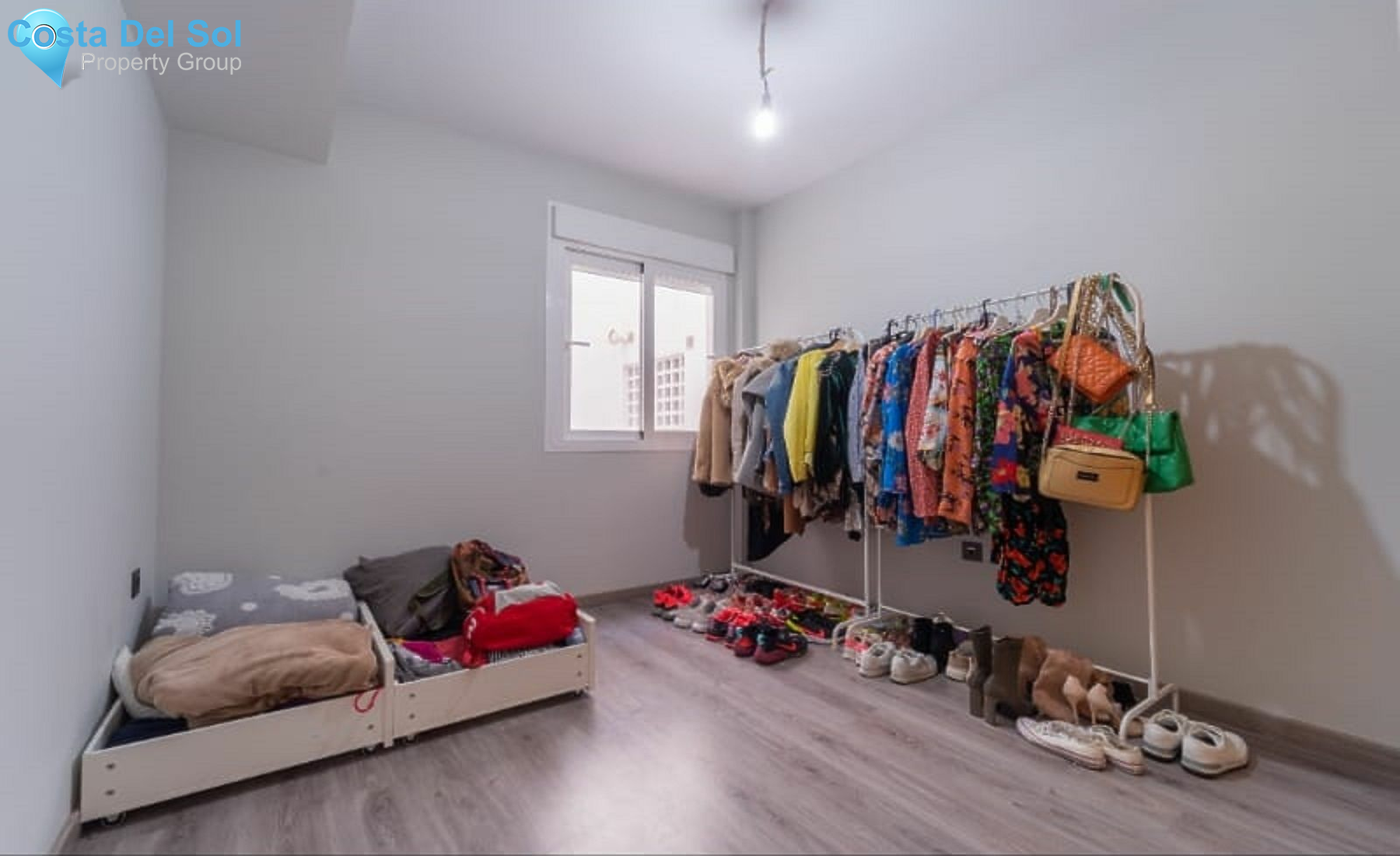 Middle Floor Apartment in Las Lagunas-1189602