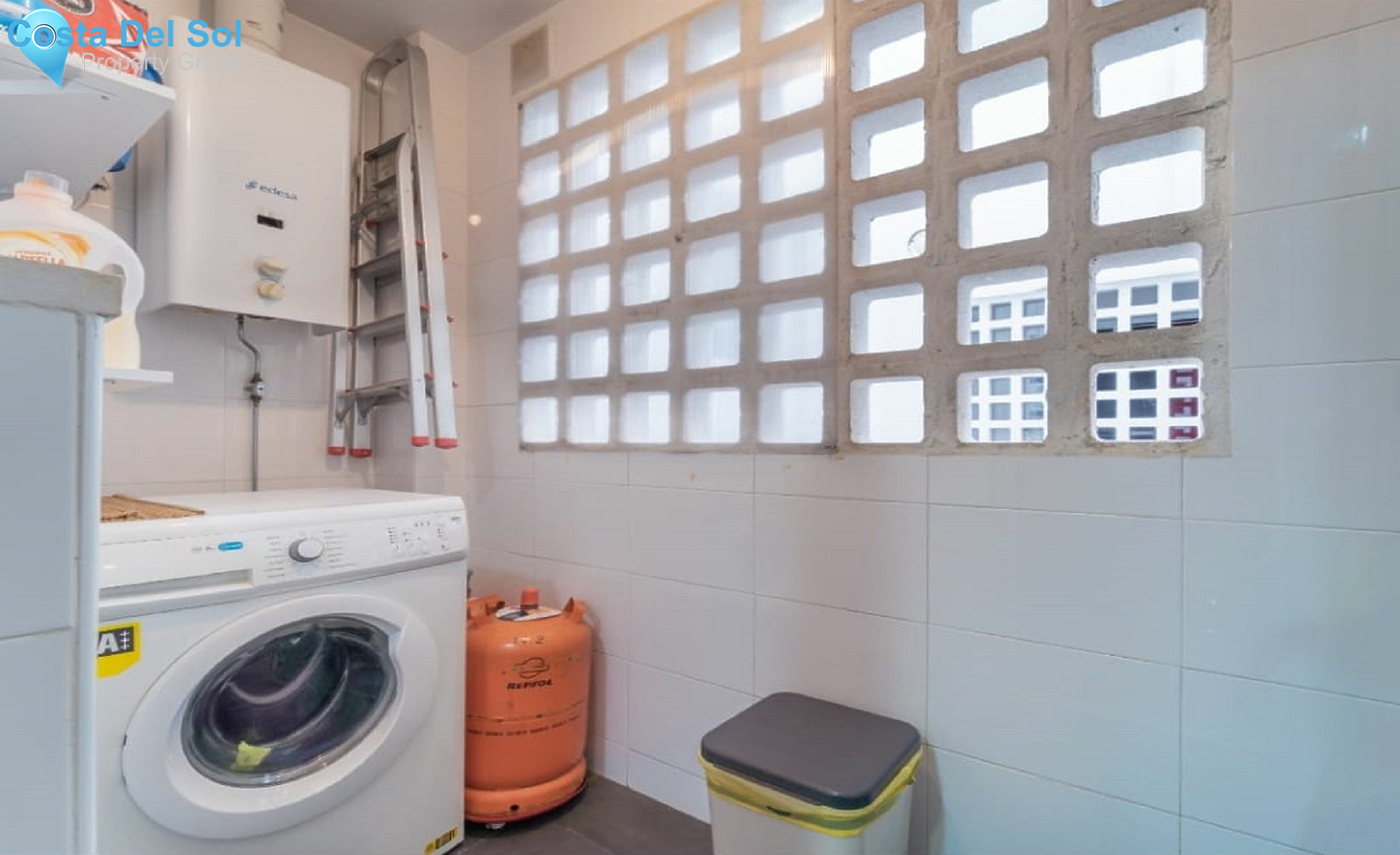 Middle Floor Apartment in Las Lagunas-1189596