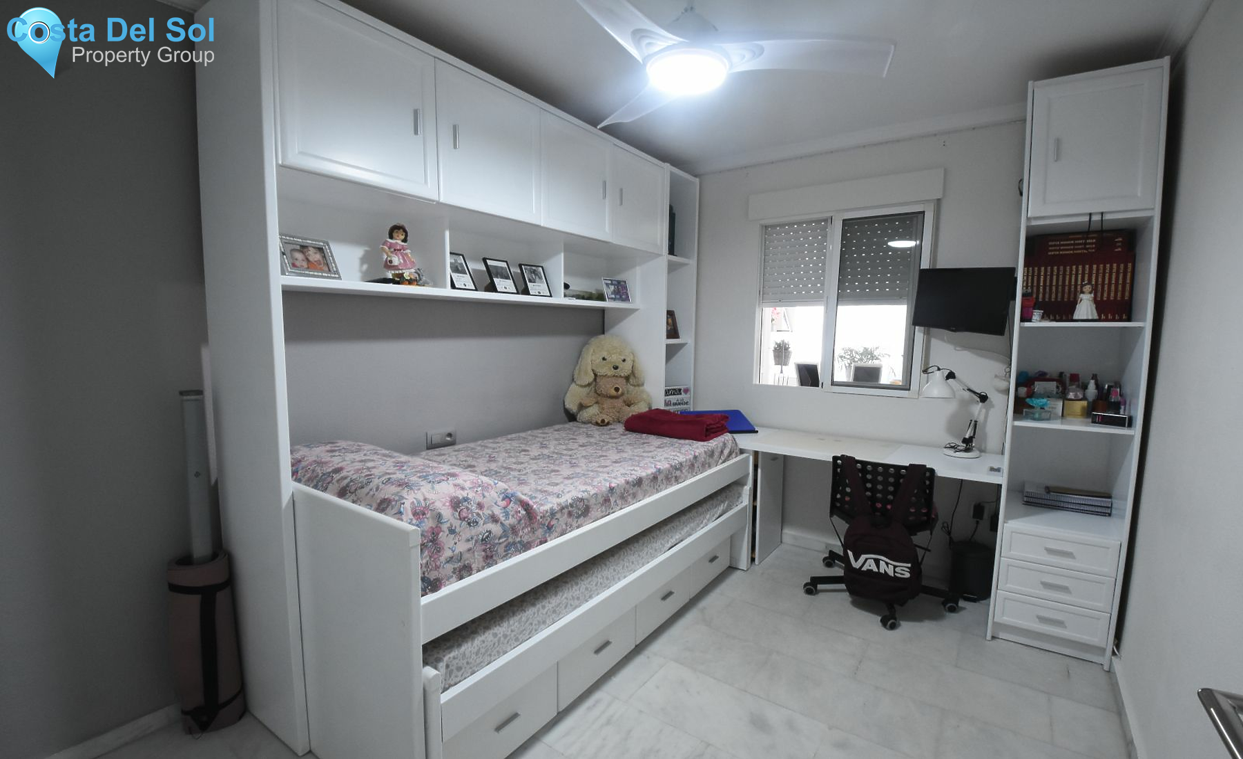 Middle Floor Apartment in Las Lagunas-1204709