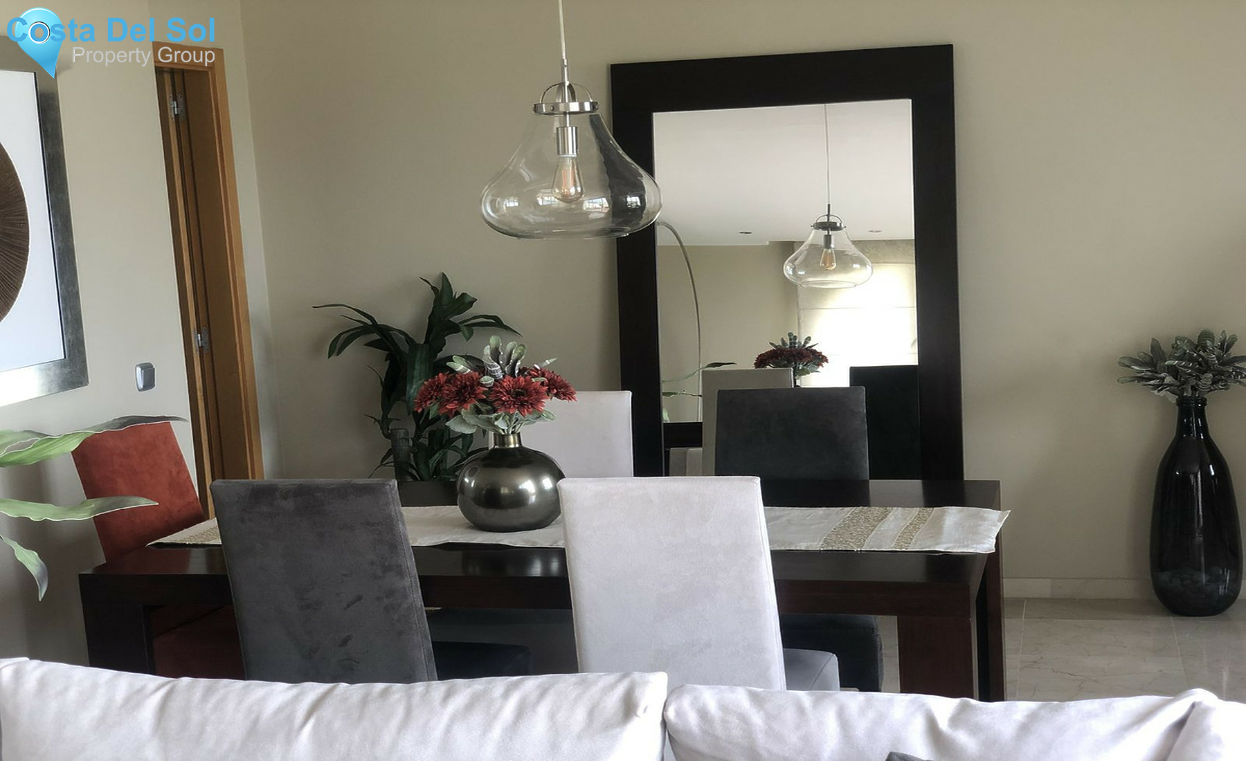 Middle Floor Apartment in Los Almendros-1413327