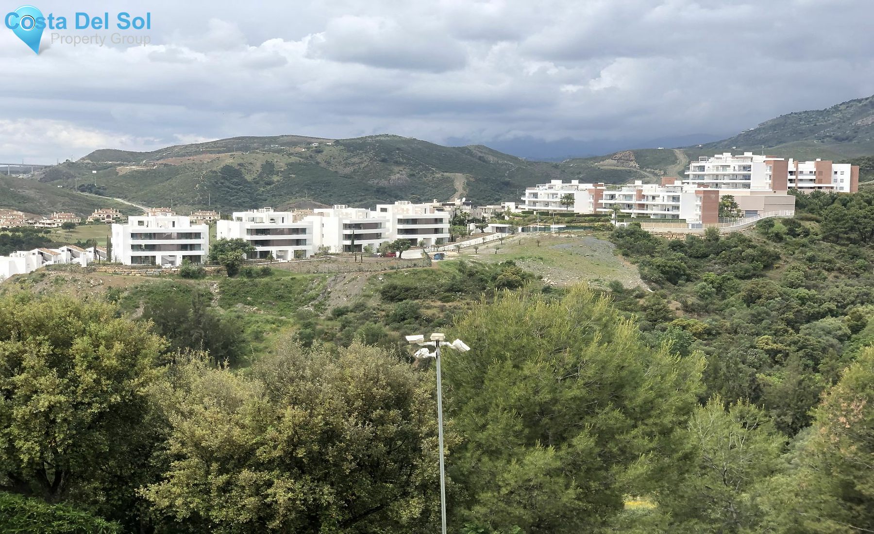 Middle Floor Apartment in Los Almendros-1495703