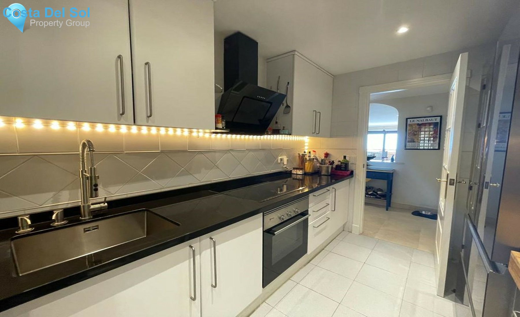 Middle Floor Apartment in Los Arqueros-1452596