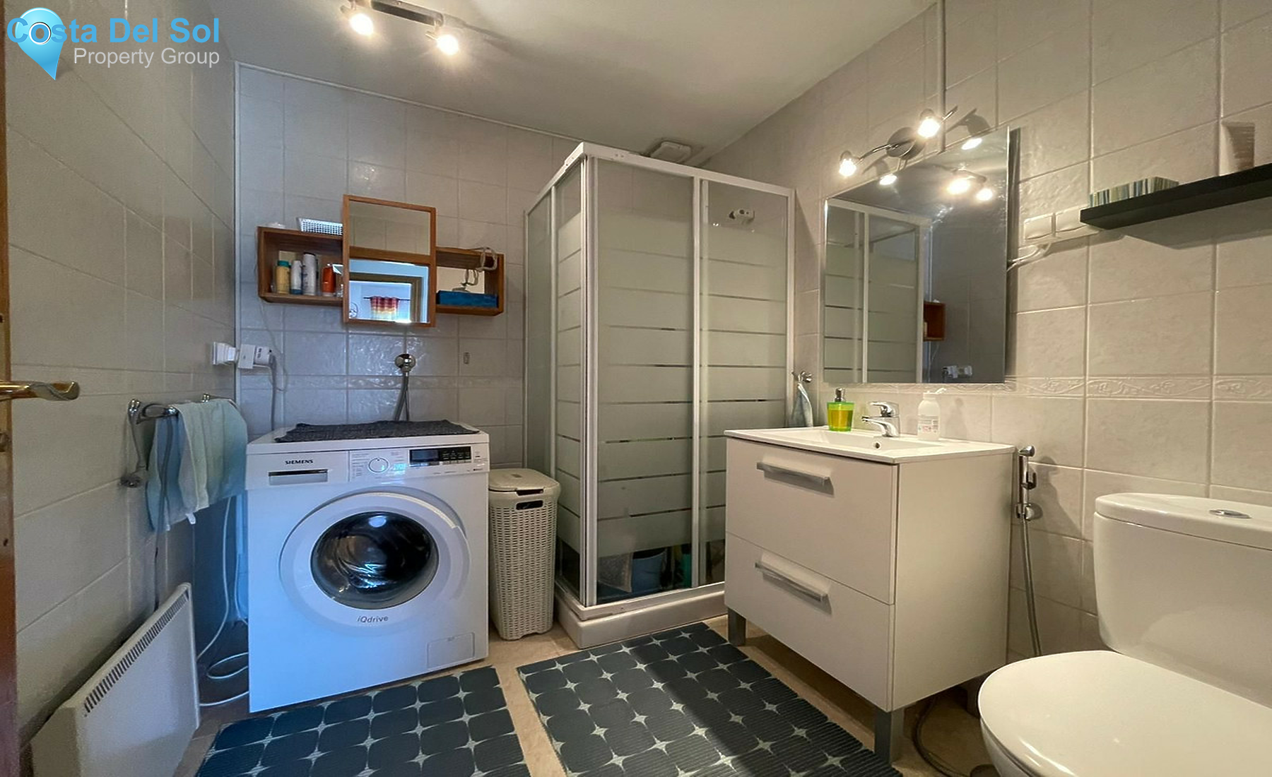 Middle Floor Apartment in Los Boliches-1279323