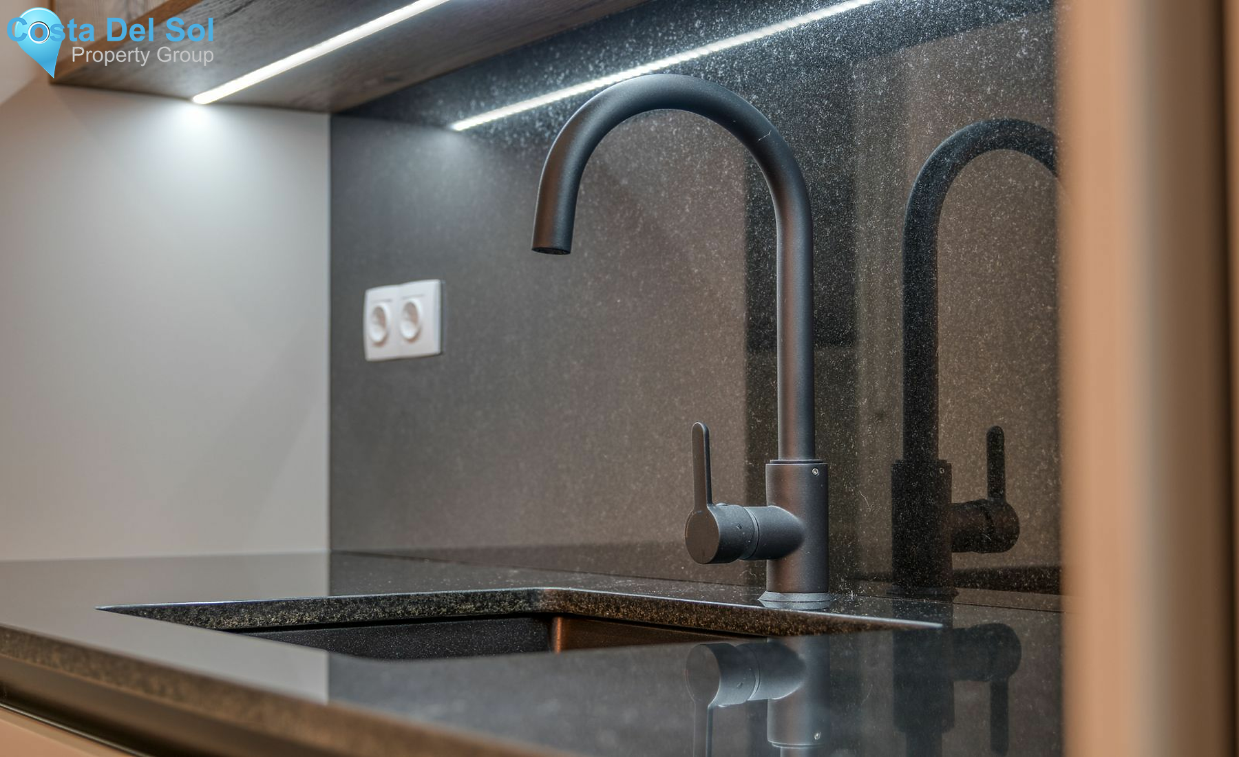 Middle Floor Apartment in Los Boliches-1468343