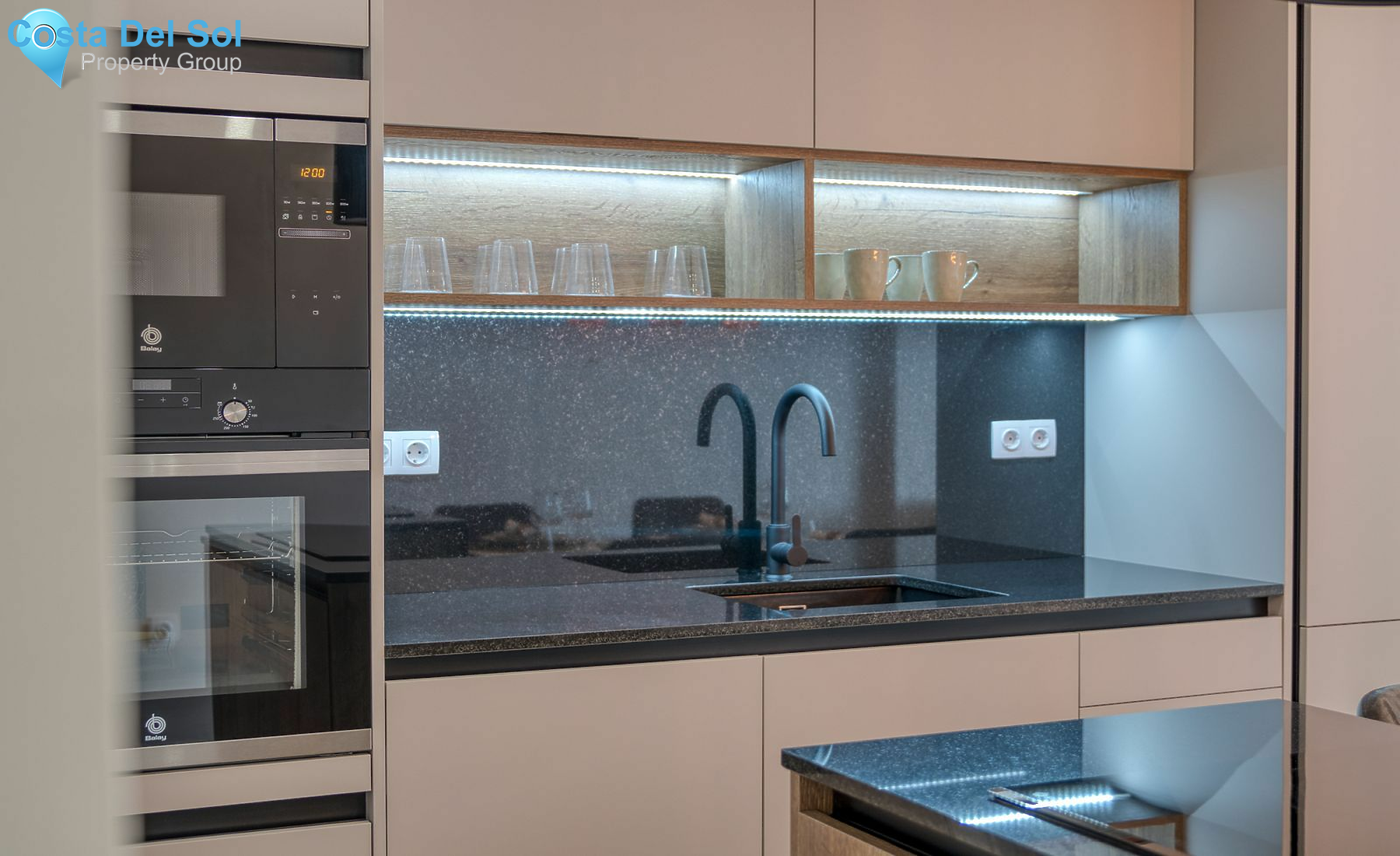 Middle Floor Apartment in Los Boliches-1468344