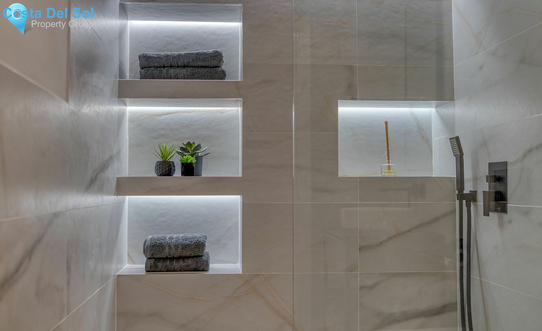 Middle Floor Apartment in Los Boliches-1468350