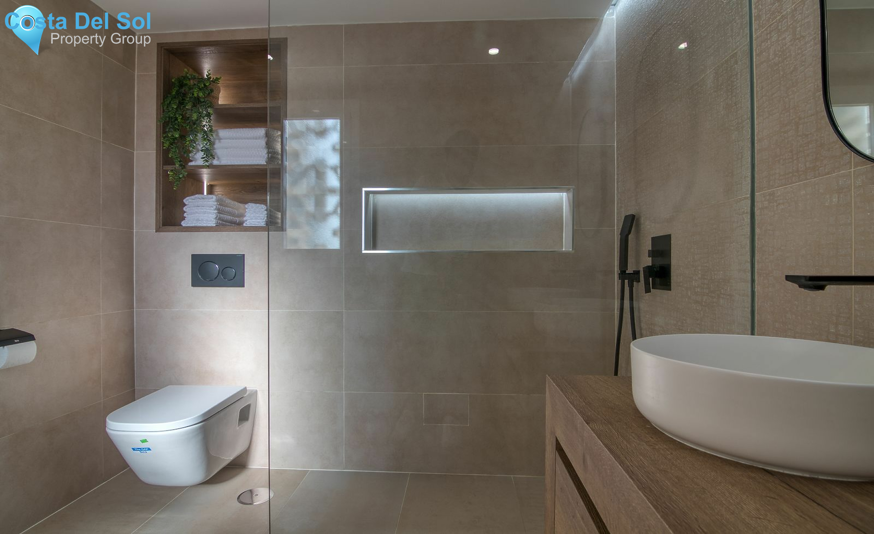 Middle Floor Apartment in Los Boliches-1468351