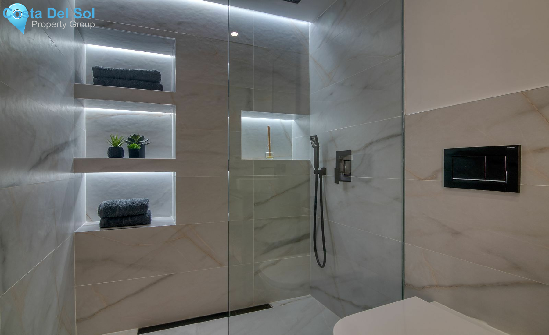 Middle Floor Apartment in Los Boliches-1468353