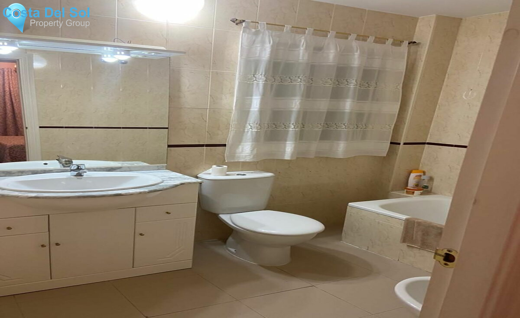 Middle Floor Apartment in Los Boliches-1470188