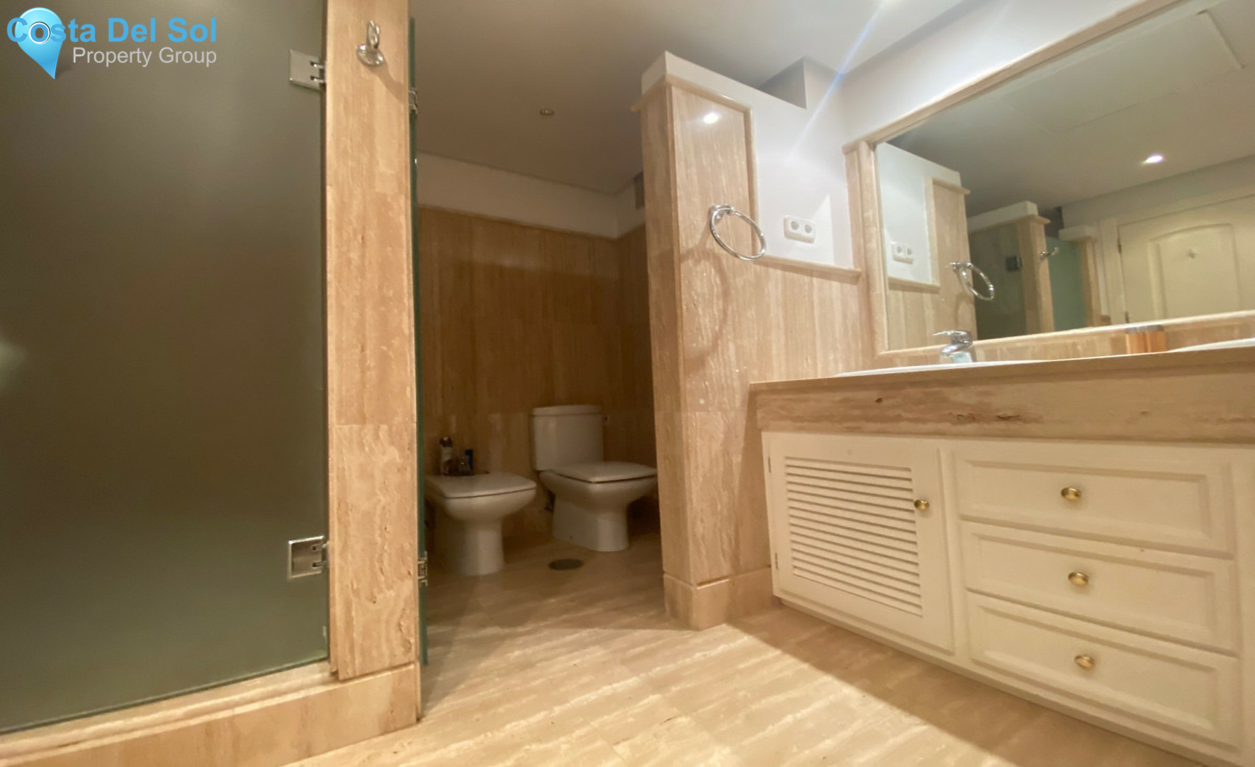 Middle Floor Apartment in Los Monteros-1272273