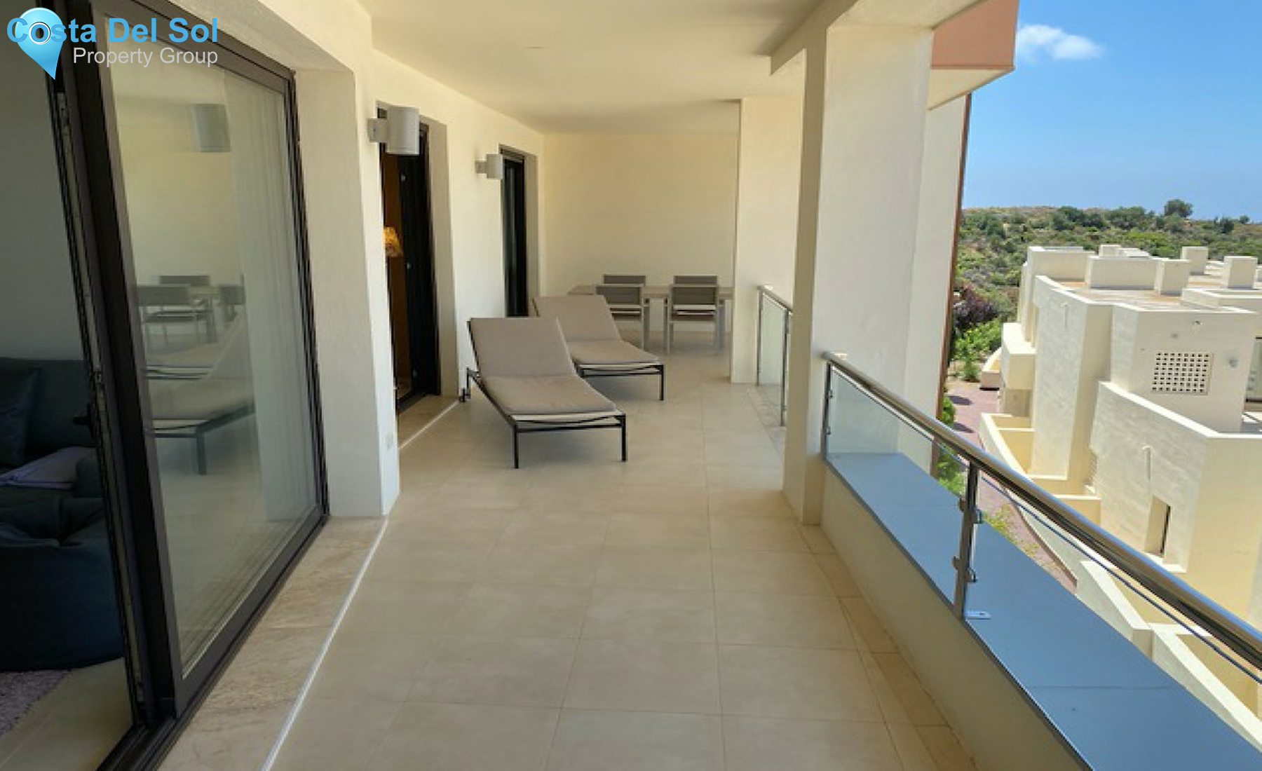 Middle Floor Apartment in Los Monteros-1381947