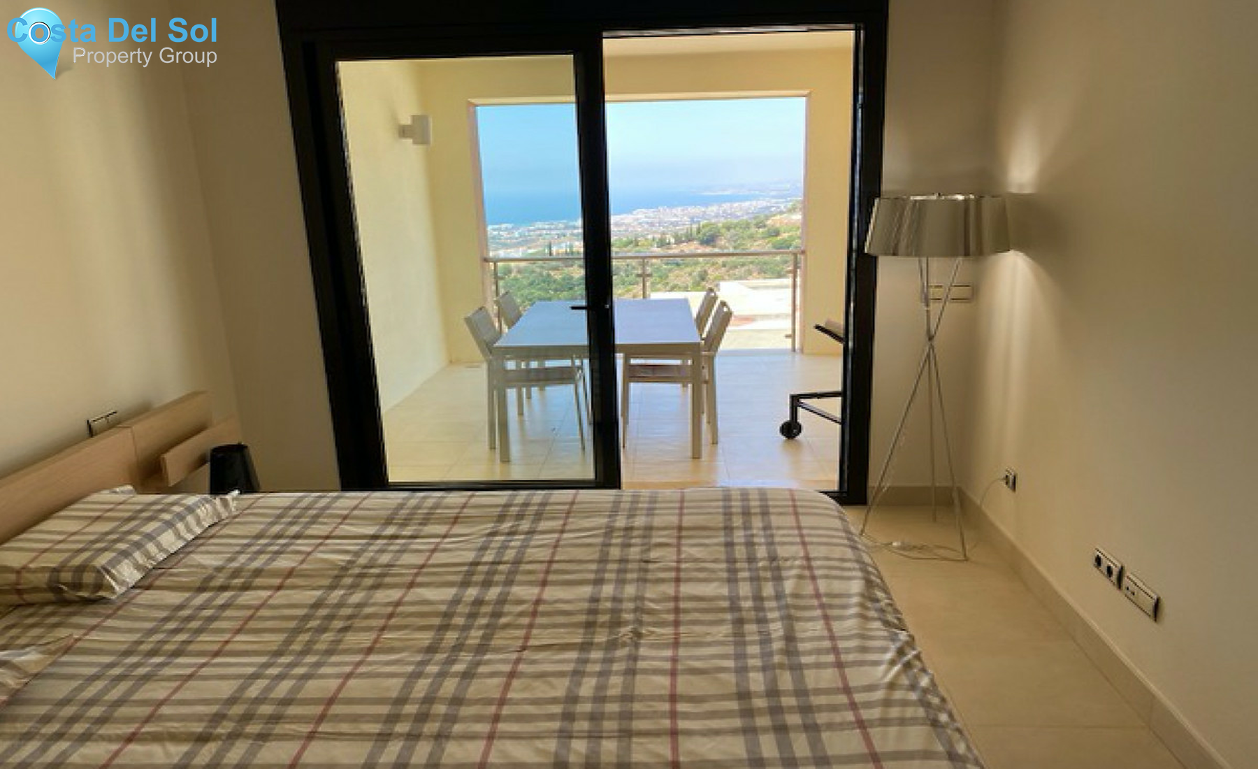 Middle Floor Apartment in Los Monteros-1381950