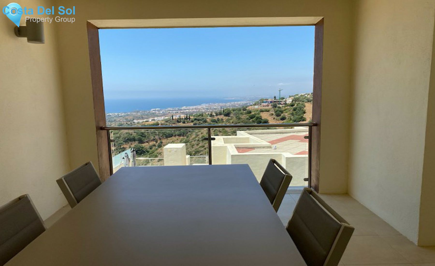 Middle Floor Apartment in Los Monteros-1381953