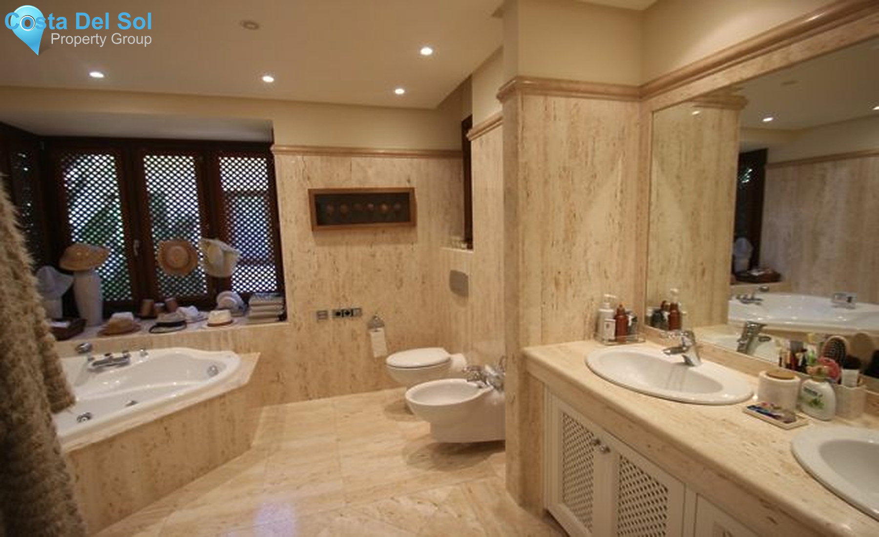 Middle Floor Apartment in Los Monteros-1203274