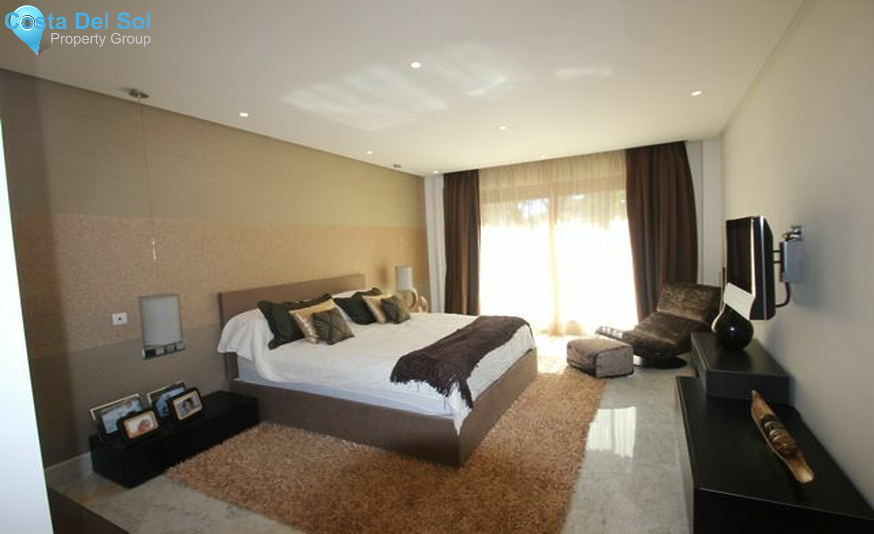 Middle Floor Apartment in Los Monteros-1203275