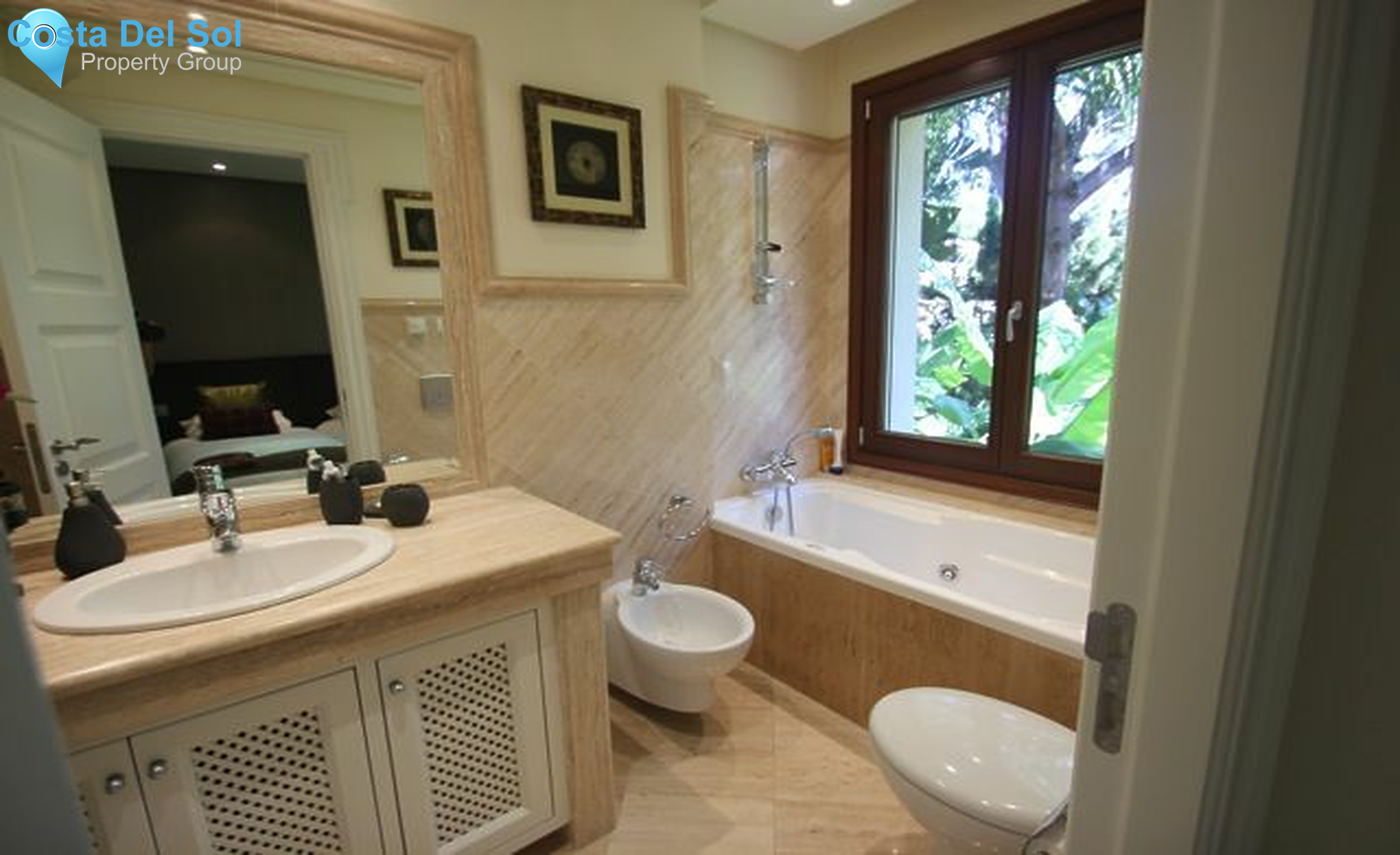 Middle Floor Apartment in Los Monteros-1203278