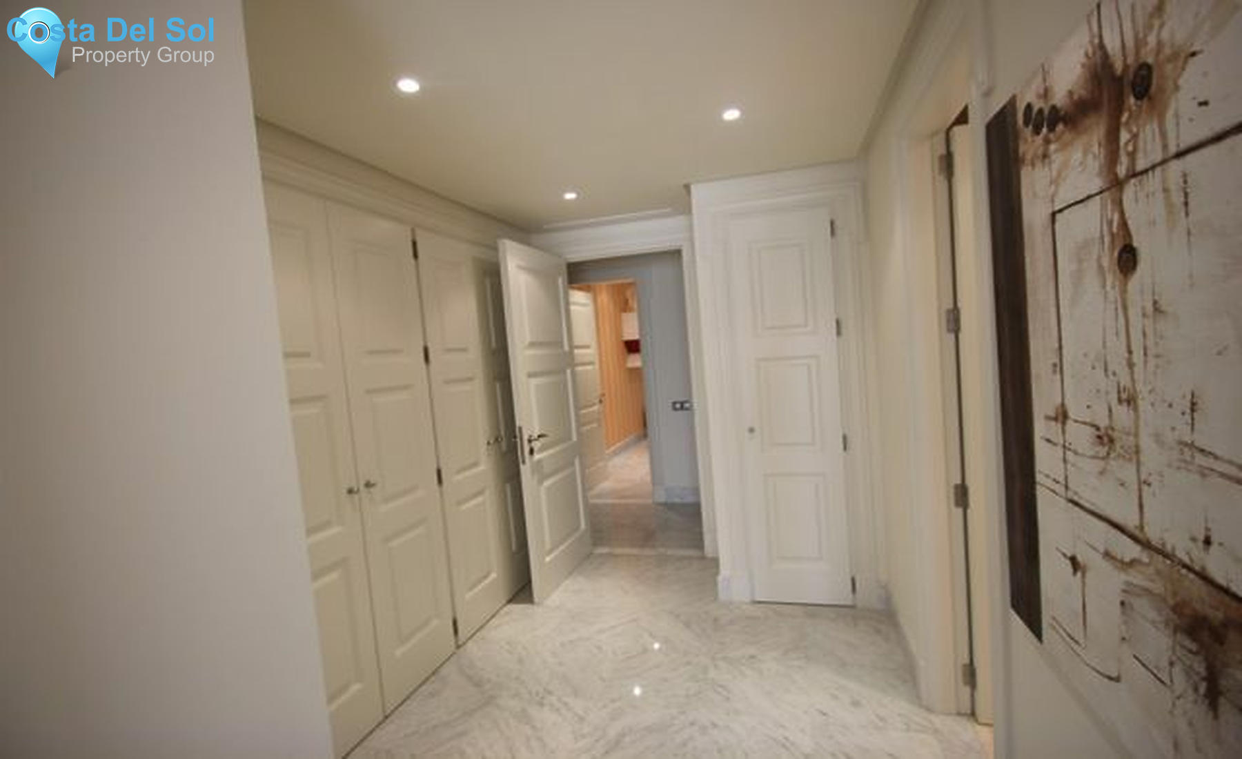 Middle Floor Apartment in Los Monteros-1203279