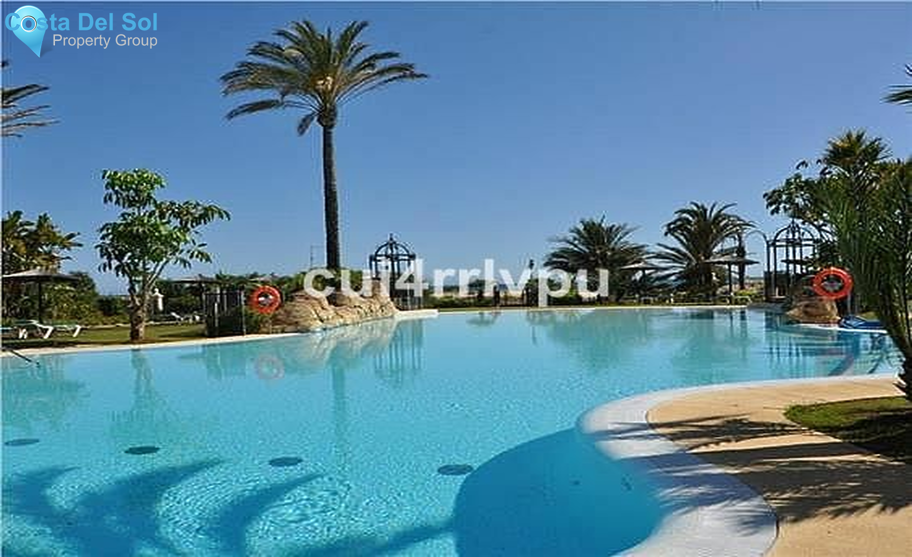 Middle Floor Apartment in Los Monteros-1468158