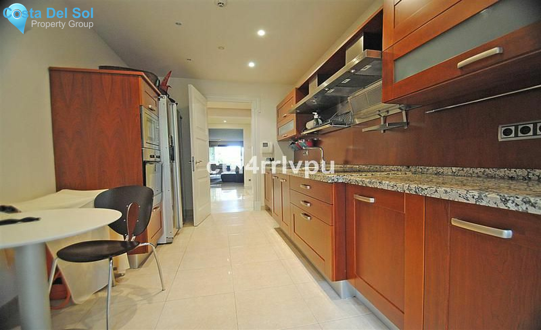 Middle Floor Apartment in Los Monteros-1468162