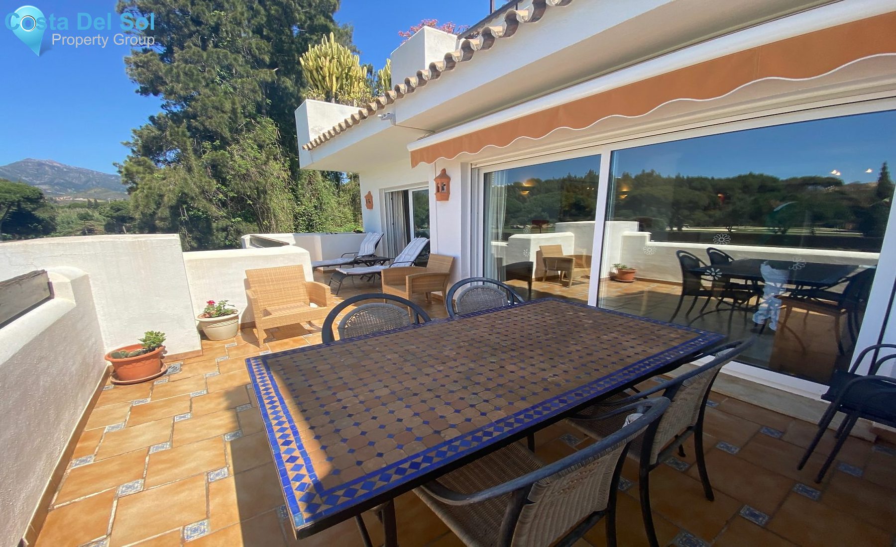 Middle Floor Apartment in Los Monteros-1490100