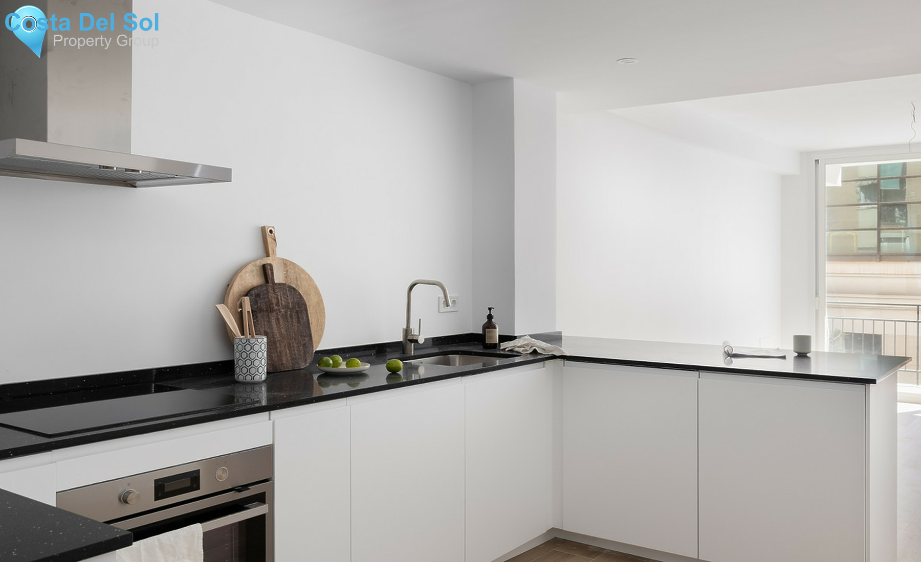 Middle Floor Apartment in Malaga Centro-1275898