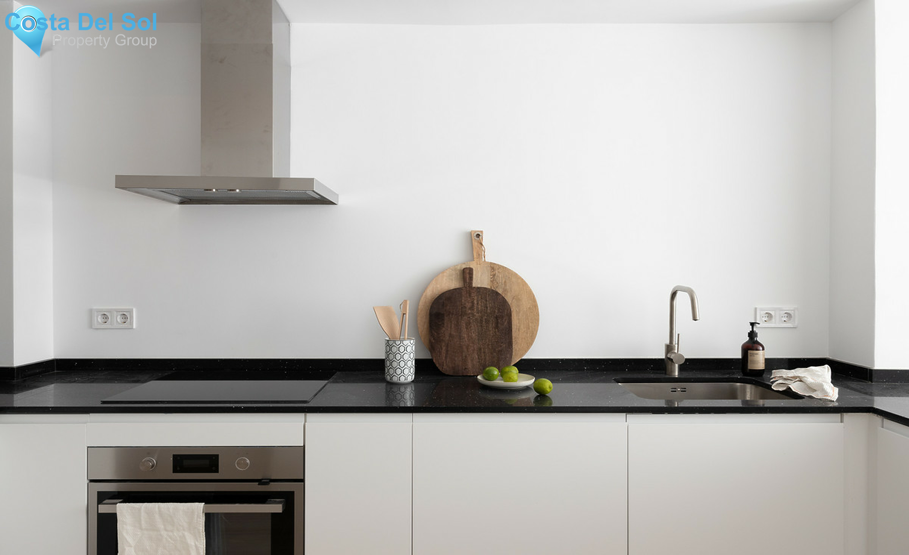 Middle Floor Apartment in Malaga Centro-1275892