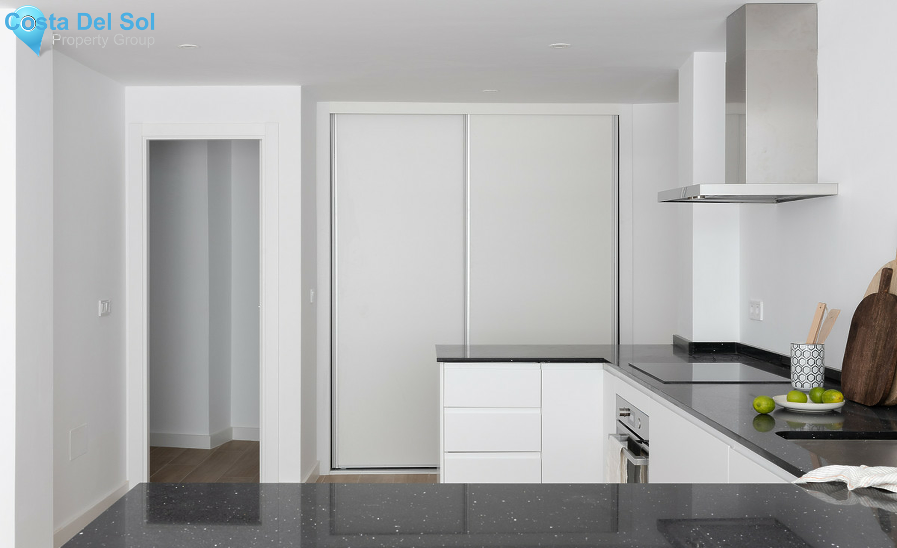 Middle Floor Apartment in Malaga Centro-1275895