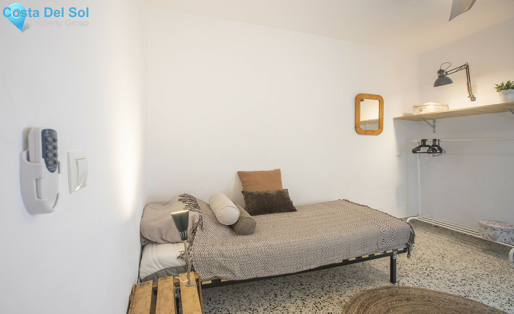 Middle Floor Apartment in Malaga Centro-1306516