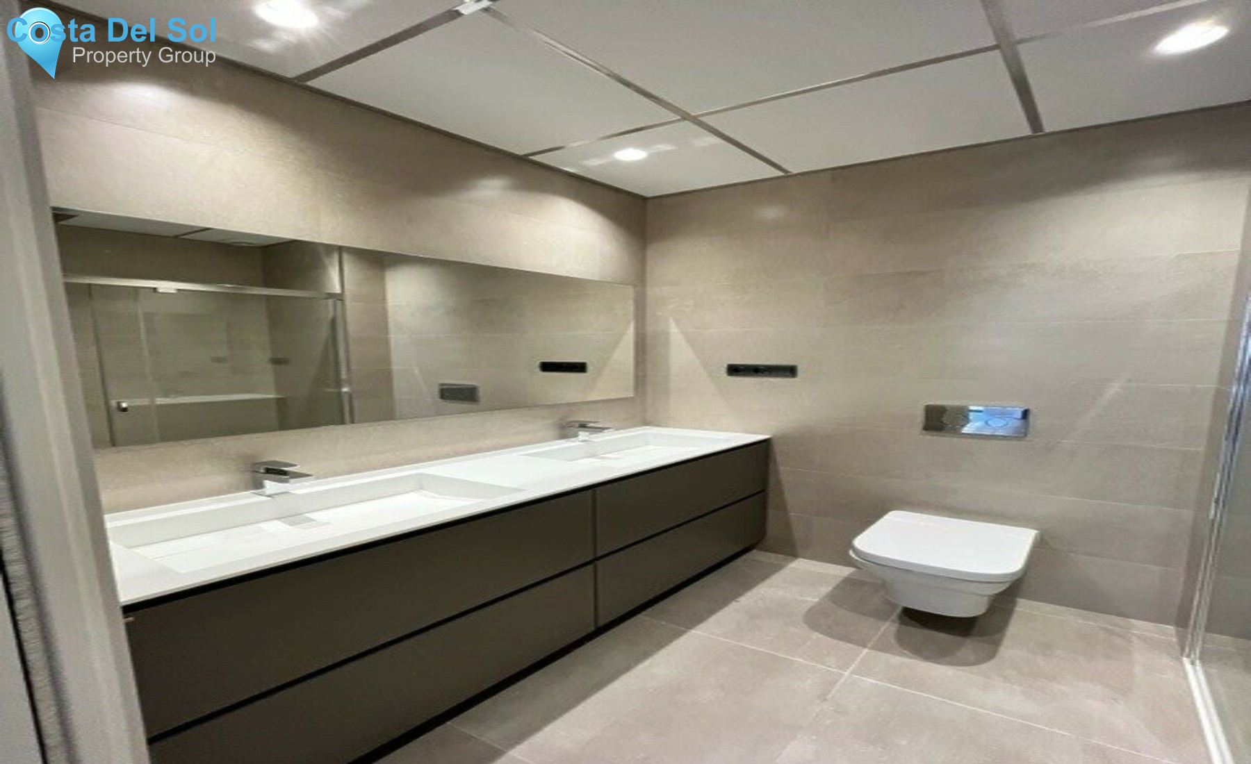 Middle Floor Apartment in Malaga Centro-1478900