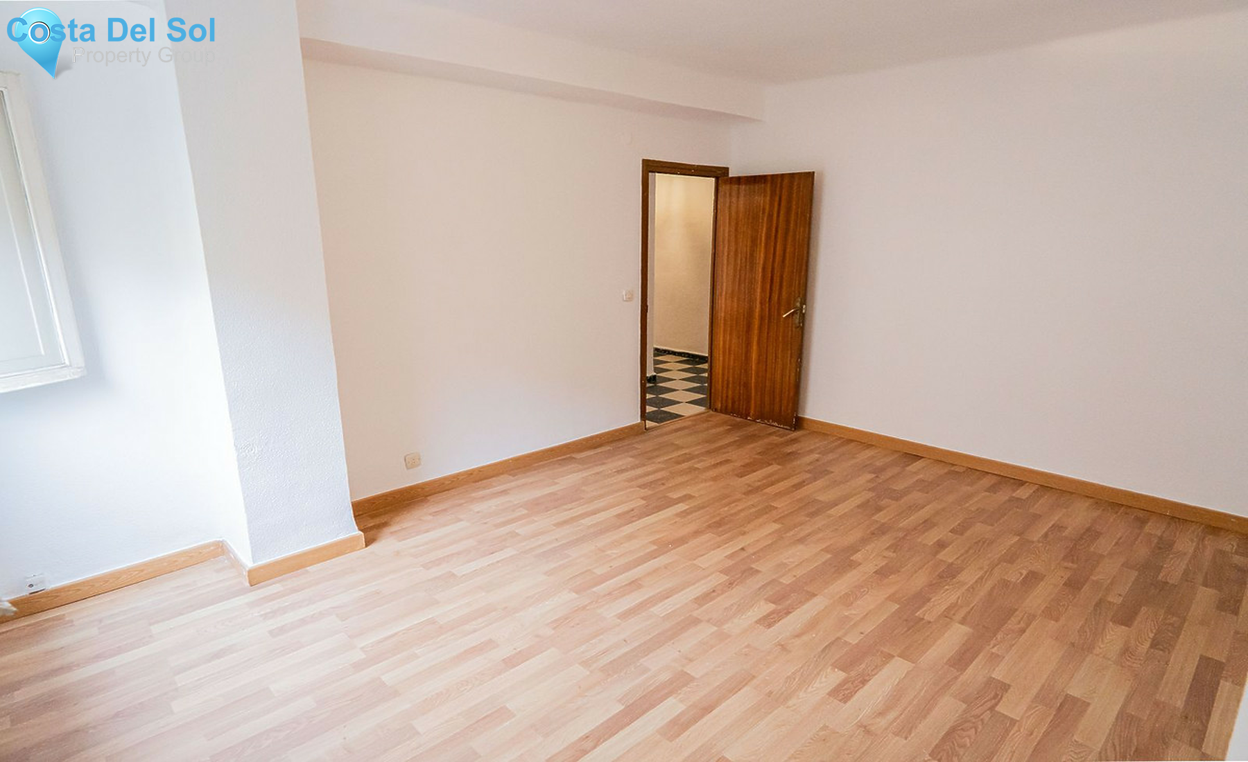 Middle Floor Apartment in Malaga Centro