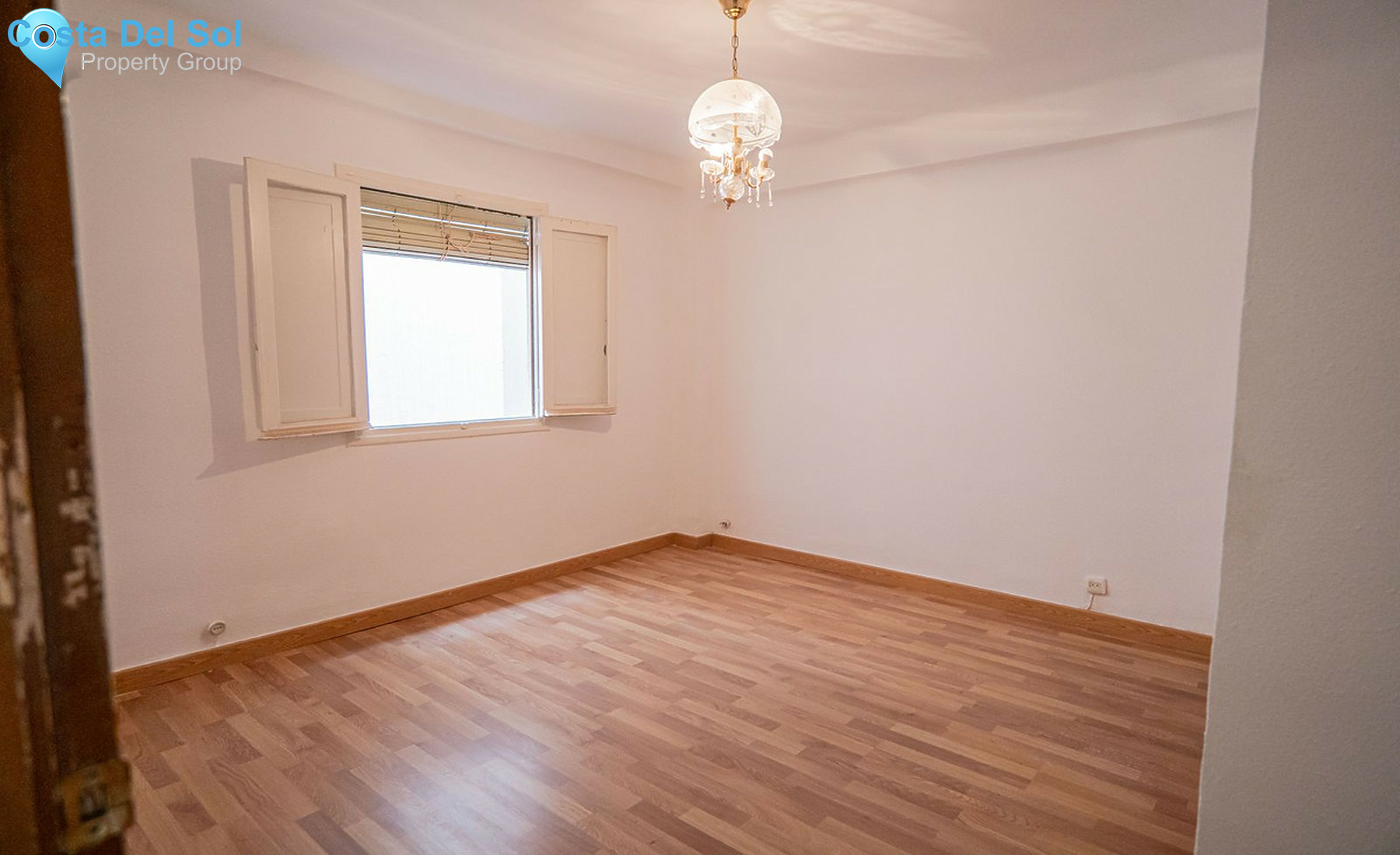 Middle Floor Apartment in Malaga Centro-1525478