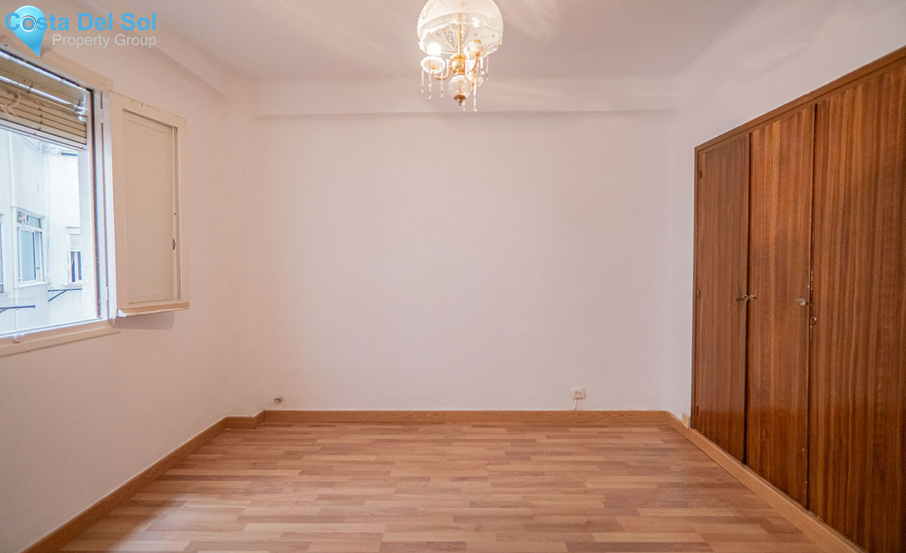 Middle Floor Apartment in Malaga Centro-1525479