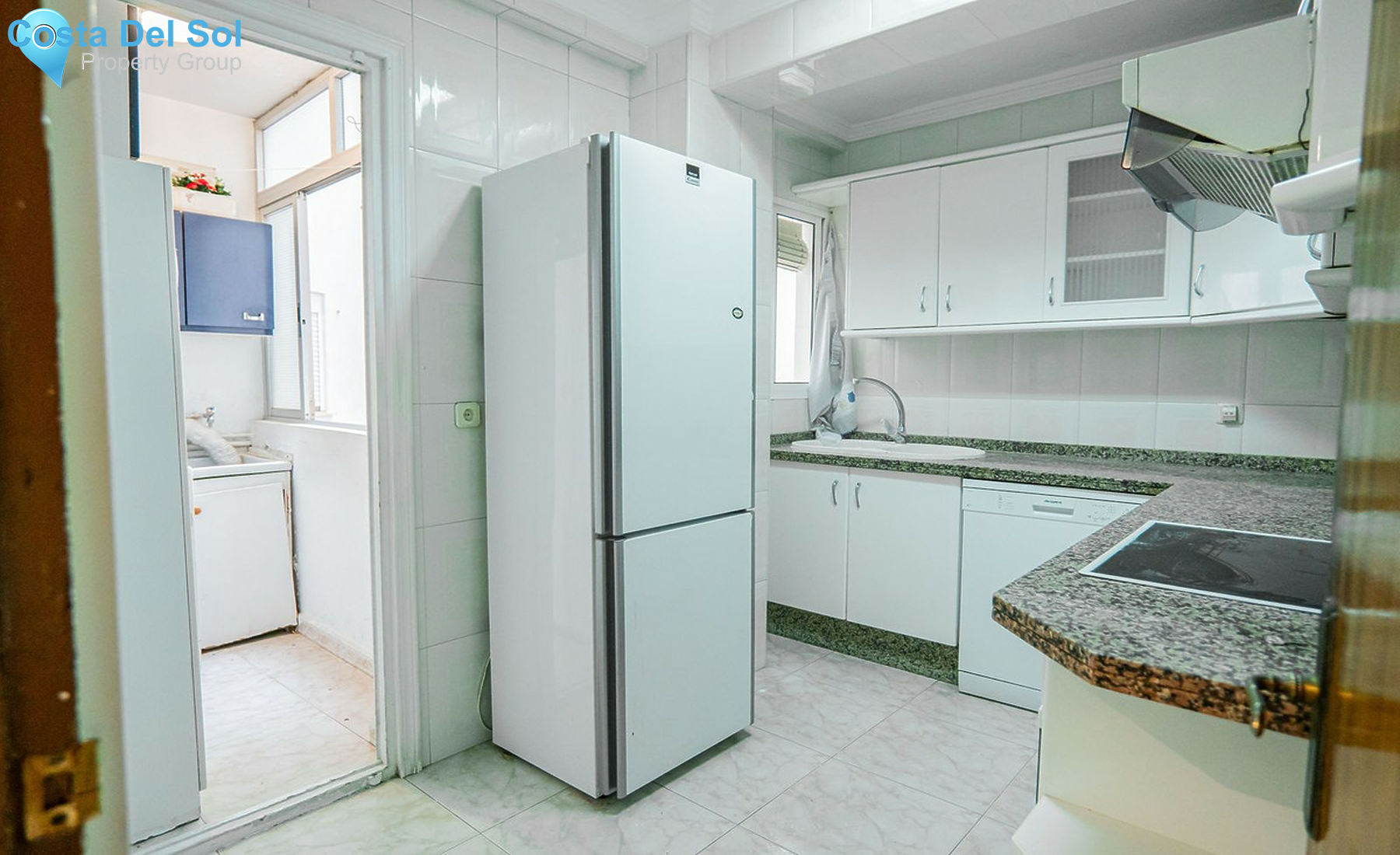 Middle Floor Apartment in Malaga Centro-1525463