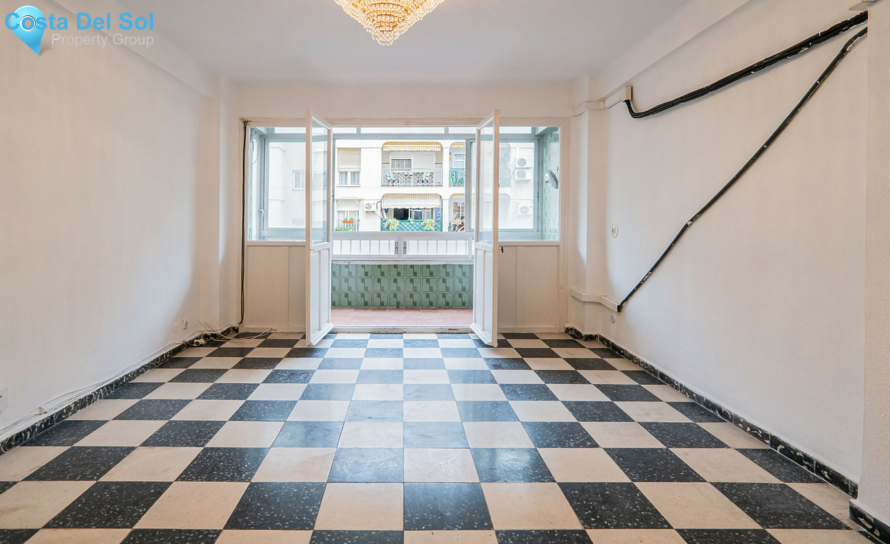 Middle Floor Apartment in Malaga Centro-1525467