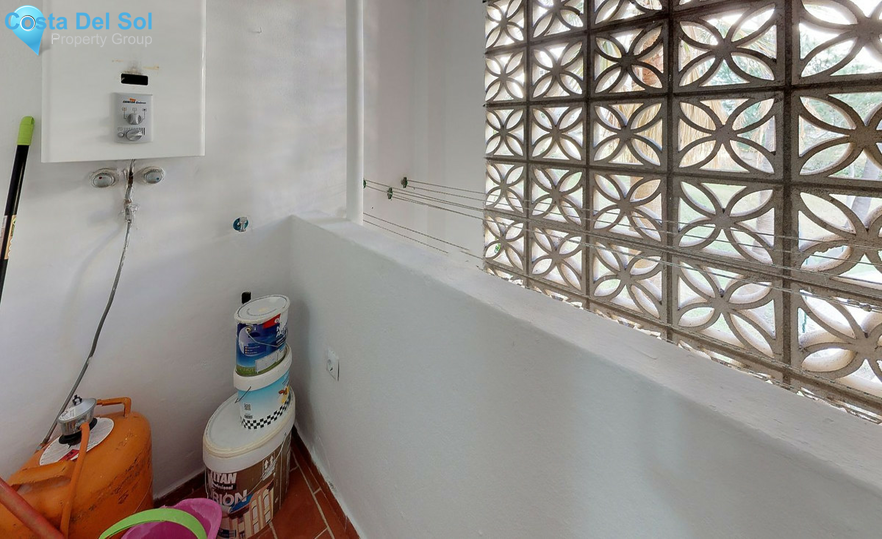 Middle Floor Apartment in Malaga Centro-1543568