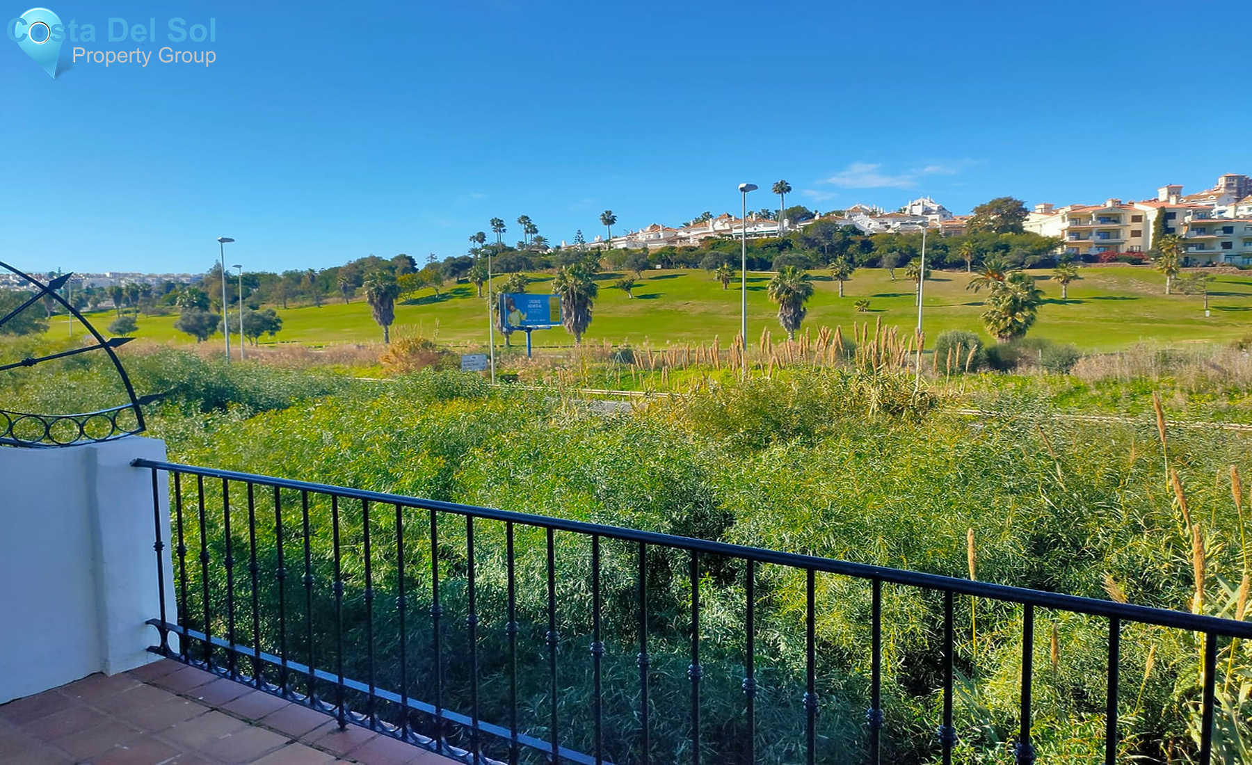 Middle Floor Apartment in La Duquesa-691191