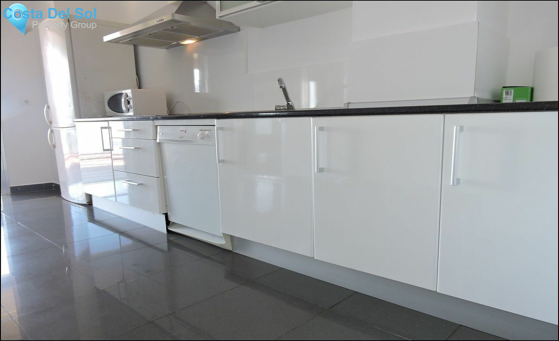 Middle Floor Apartment in Manilva-1174646