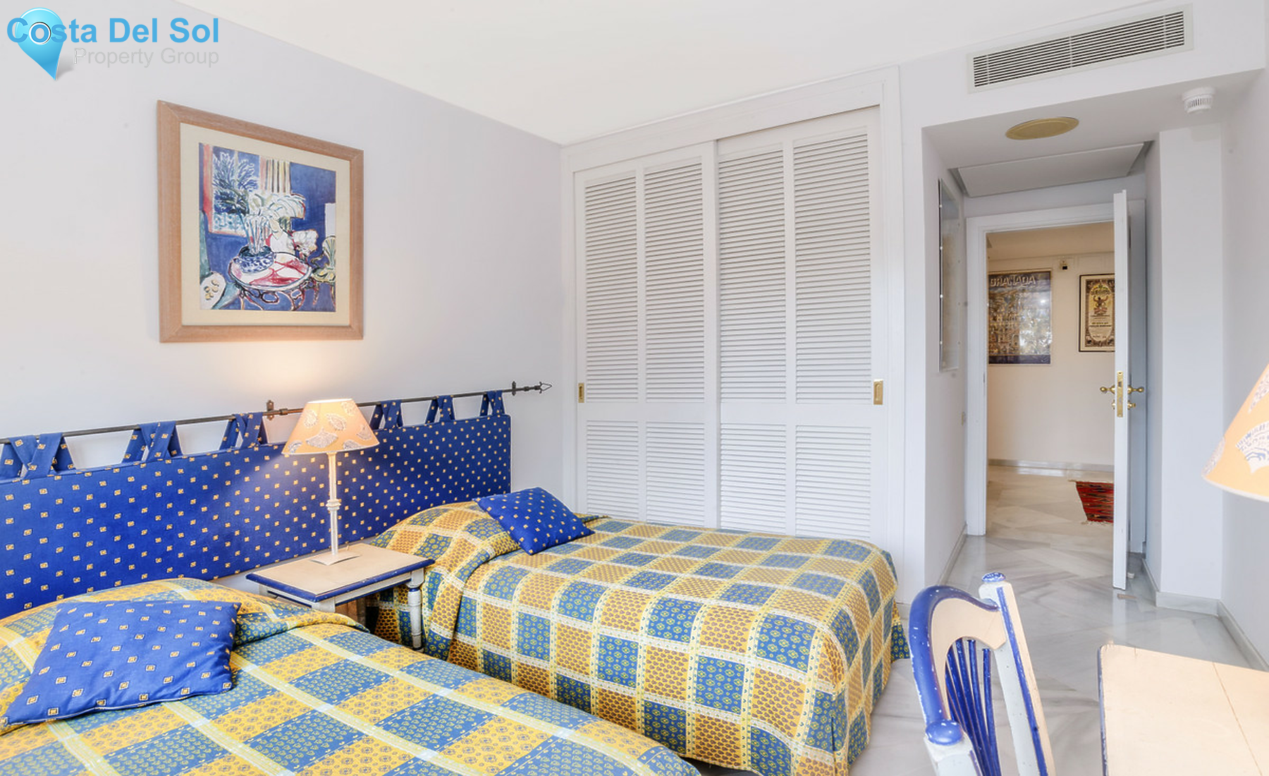 Middle Floor Apartment in Marbella-1235647