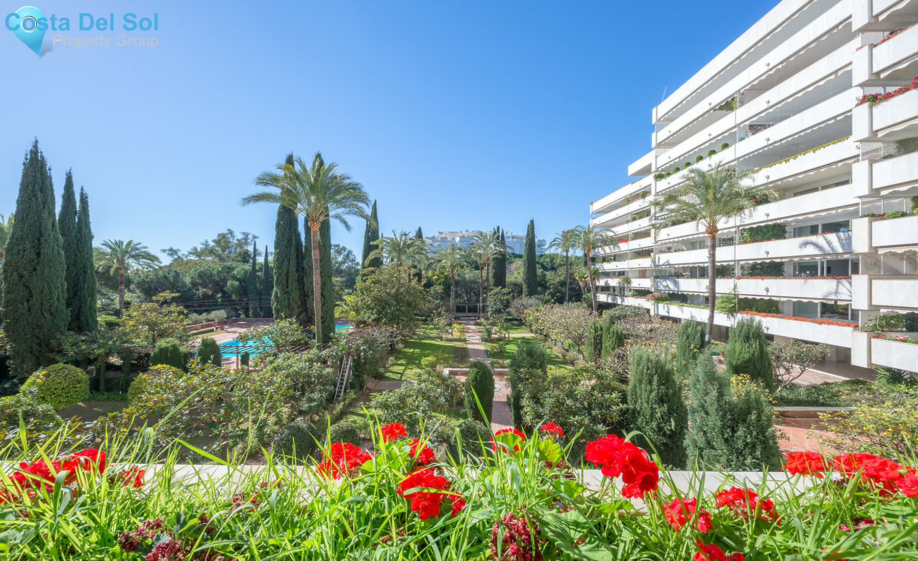 Middle Floor Apartment in Marbella-1235631