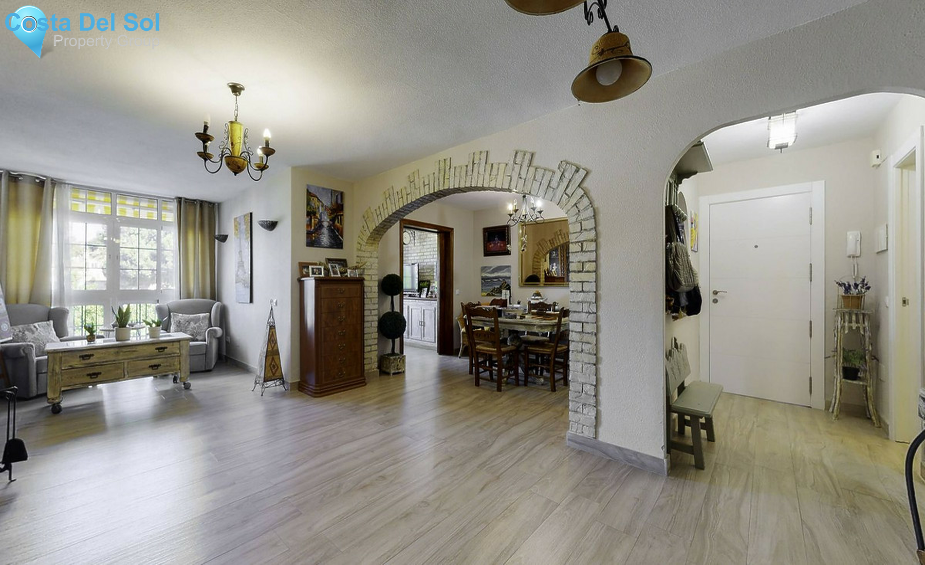 Middle Floor Apartment in Marbella-1244811